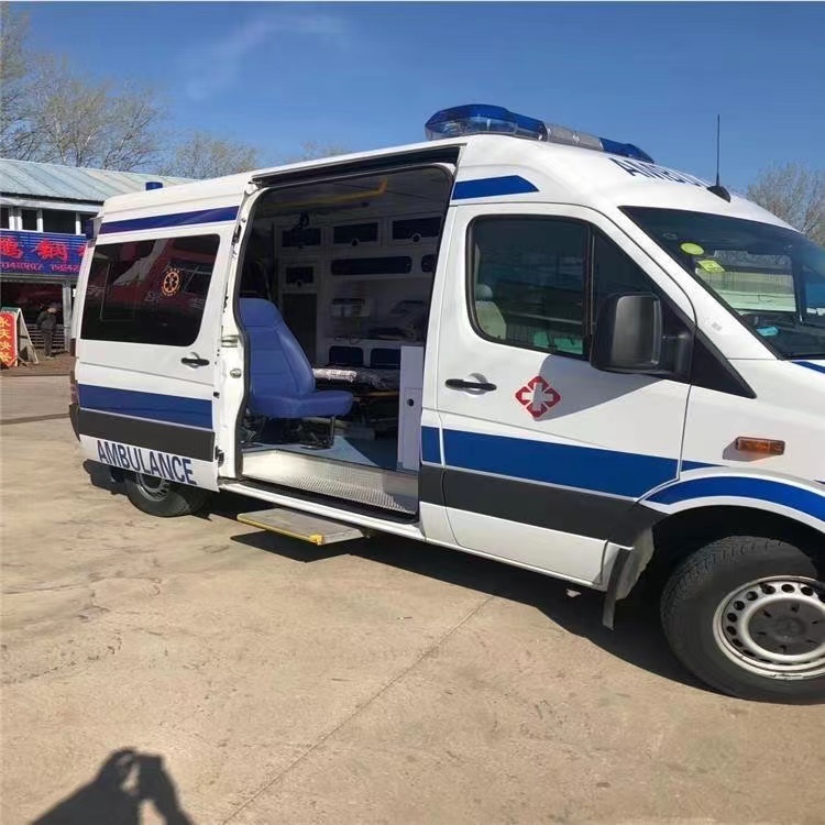 新华私人长途救护车出租转院回家